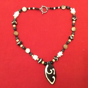 Tribal style vintage glass bead necklace 20”